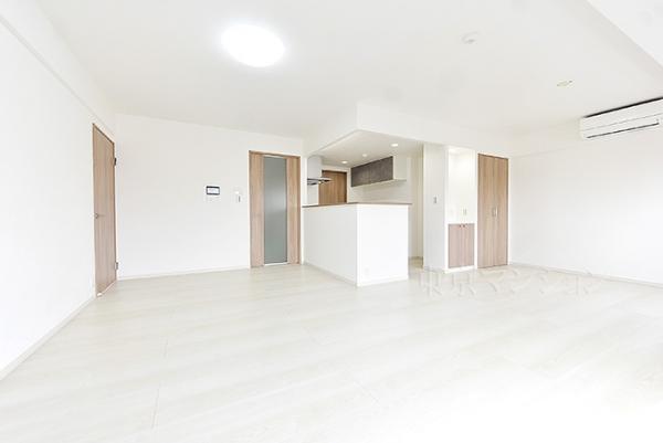 サンクタスガーデン目黒 リビング