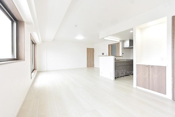 サンクタスガーデン目黒 リビング