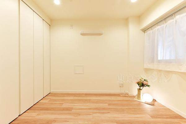 三鷹ナショナルコート１号棟 リビング以外の居室