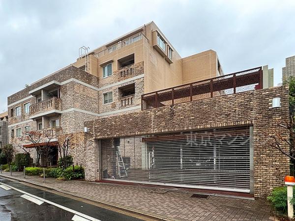 中古マンション 新宿区市谷仲之町 都営新宿線曙橋駅 1億2,480万円