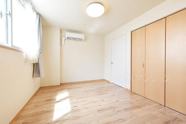 プラティーク三軒茶屋 リビング以外の居室