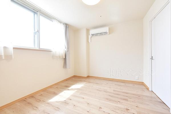 プラティーク三軒茶屋 リビング以外の居室