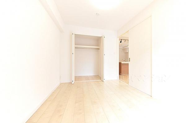 サンパレス三鷹 リビング以外の居室