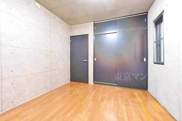 ル・リオン三軒茶屋 リビング以外の居室