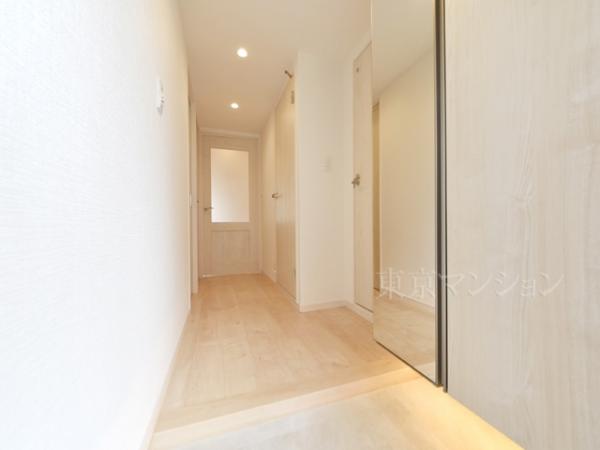 ライオンズマンション町屋 玄関