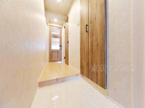 光シャンブル滝野川 玄関