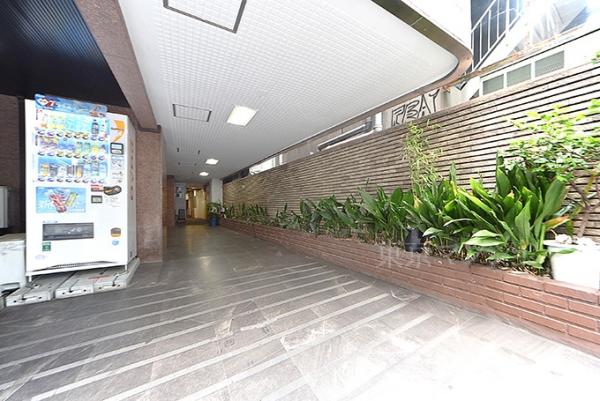 第１８宮庭マンション エントランス（外）
