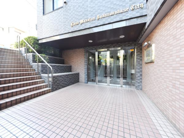 ライオンズマンション中野坂上シティ エントランス（外）