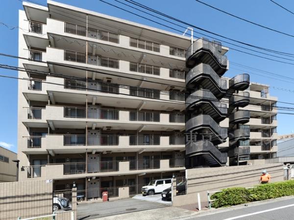 中古マンション 板橋区坂下２丁目22-16 都営三田線蓮根駅 4,580万円