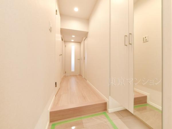 五反田ロイヤルハイツ 玄関