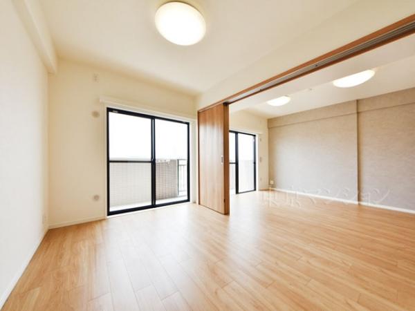 ライオンズヒルズ調布つつじヶ丘弐番館 リビング以外の居室