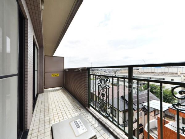 ライオンズヒルズ調布つつじヶ丘弐番館 バルコニー