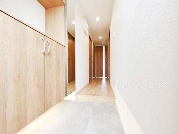 ライオンズヒルズ調布つつじヶ丘弐番館 玄関