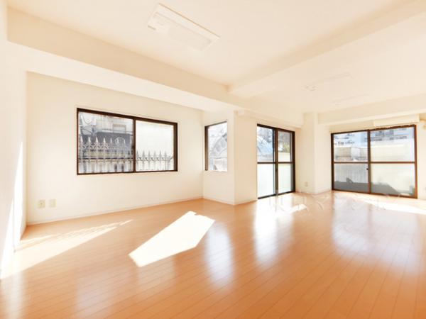 中古マンション 新宿区住吉町5-9 都営新宿線曙橋駅 5,900万円