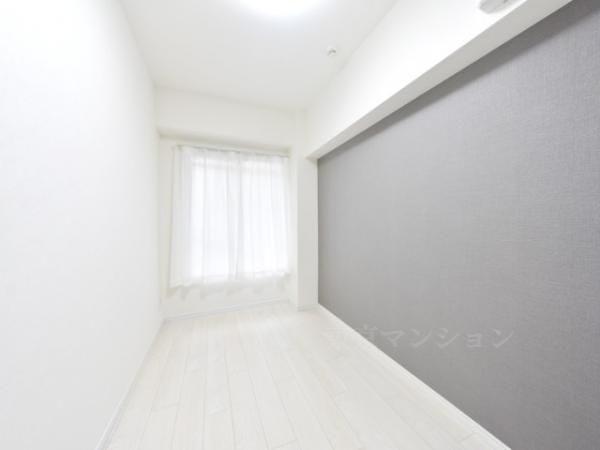 レインボー烏山 リビング以外の居室