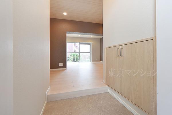 パークハイツ用賀 玄関