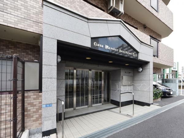 ライオンズマンション上池台第３ エントランス（外）