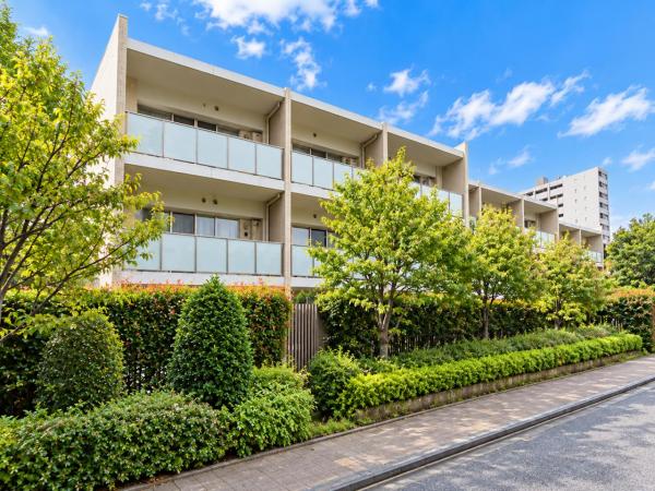 中古マンション 杉並区高井戸西２丁目 京王井の頭線高井戸駅 1億1,000万円