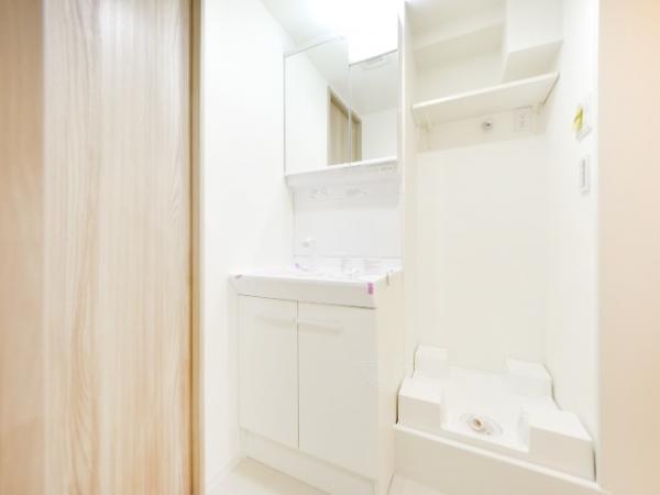 赤羽台四丁目住宅 洗面化粧台