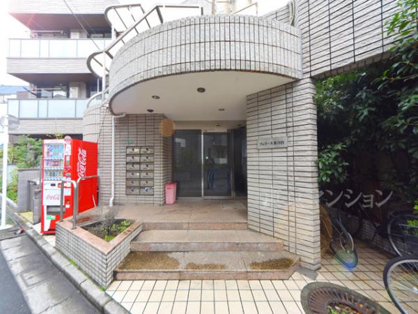 フェリース氷川台 エントランス（外）