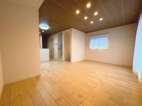新築戸建 板橋区泉町 都営三田線本蓮沼駅 6,990万円