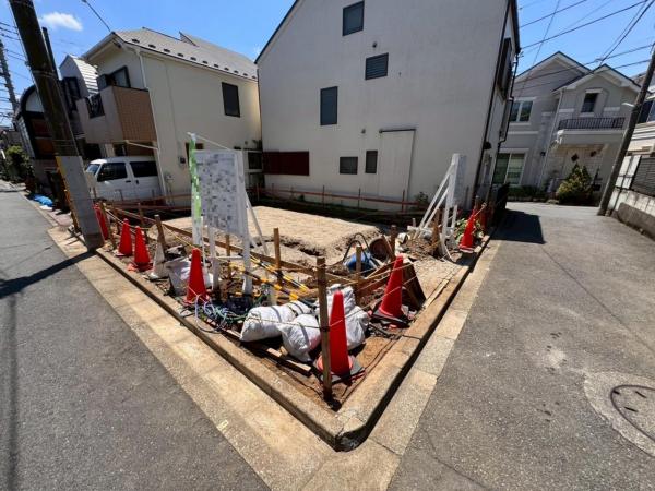 新築戸建 中野区東中野２丁目 JR中央・総武線東中野駅 1億1,980万円