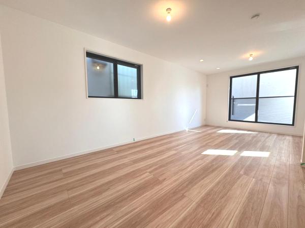 新築戸建 中野区江原町１丁目 都営大江戸線新江古田駅 8,580万円