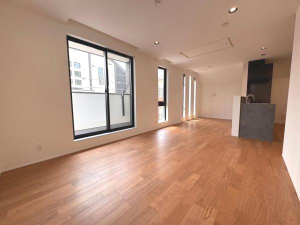 新築戸建 新宿区中井２丁目 都営大江戸線中井駅 8,880万円