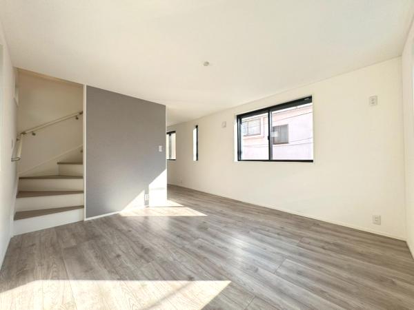 新築戸建 新宿区西落合１丁目 都営大江戸線落合南長崎駅 6,980万円