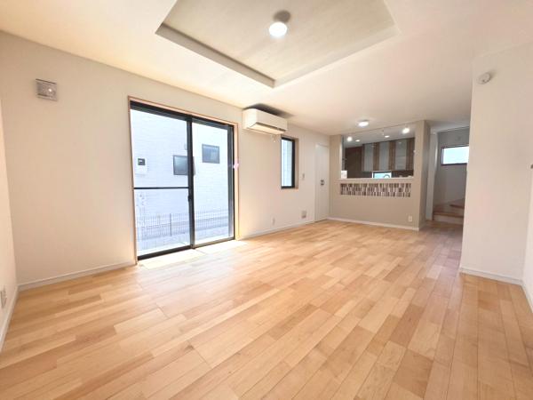 新築戸建 世田谷区砧１丁目 小田急線祖師ヶ谷大蔵駅 1億699万円