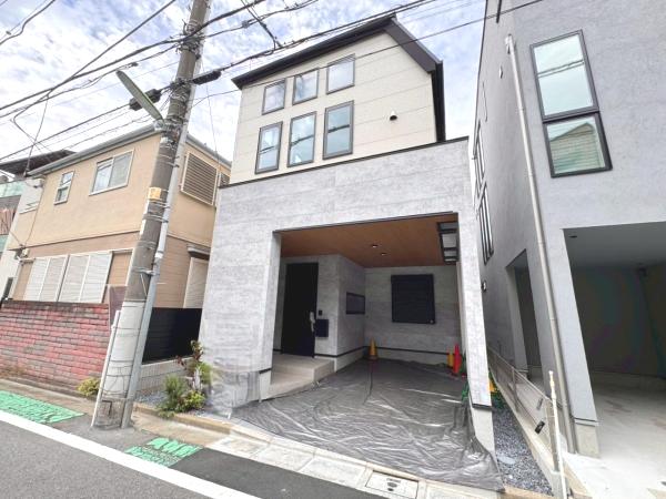 新築戸建 世田谷区経堂５丁目 小田急線経堂駅 1億2,480万円