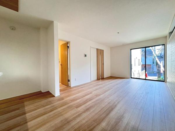 新築戸建 杉並区清水３丁目 西武新宿線井荻駅 7,680万円