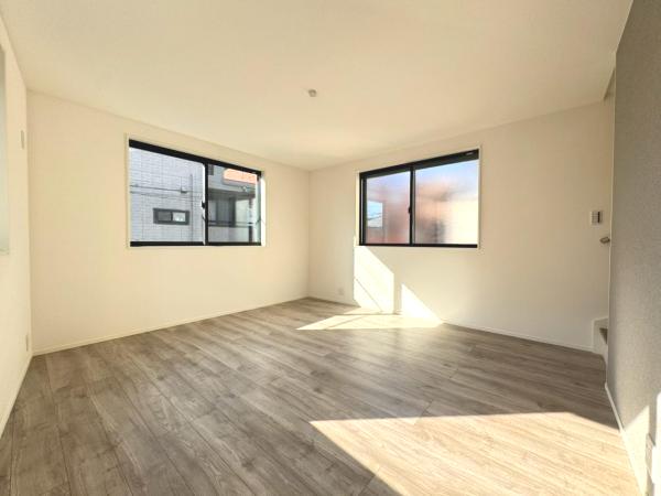 新築戸建 杉並区西荻北１丁目 JR中央線西荻窪駅 6,280万円