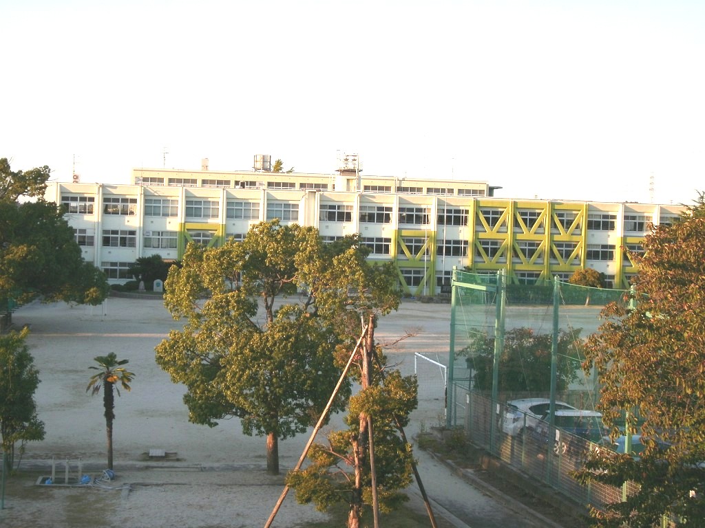 日進市立西小学校