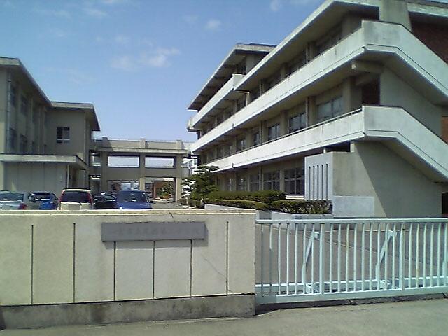 尾西第三中学校