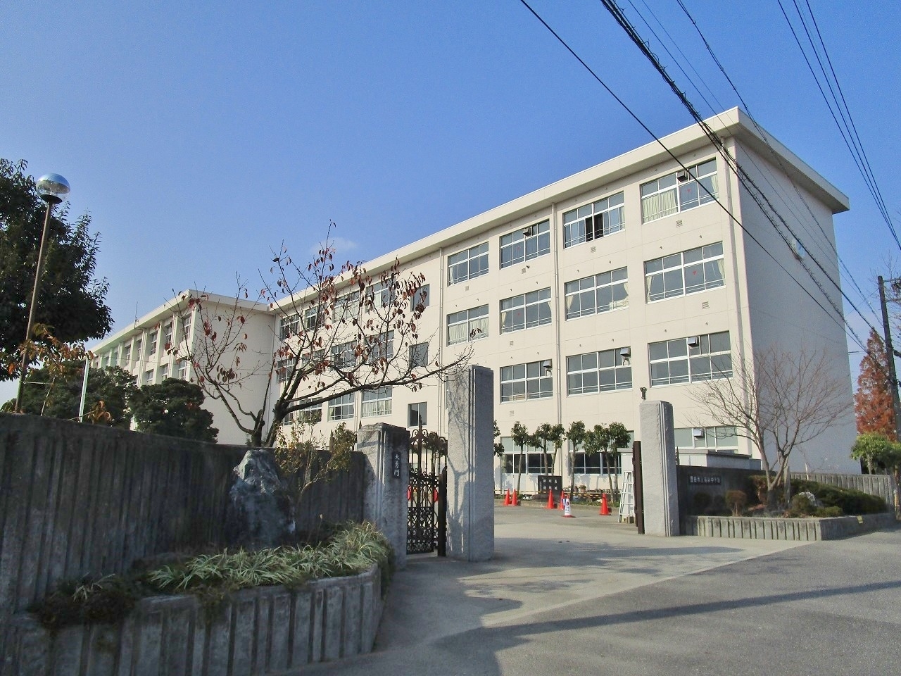 豊田市立前林中学校
