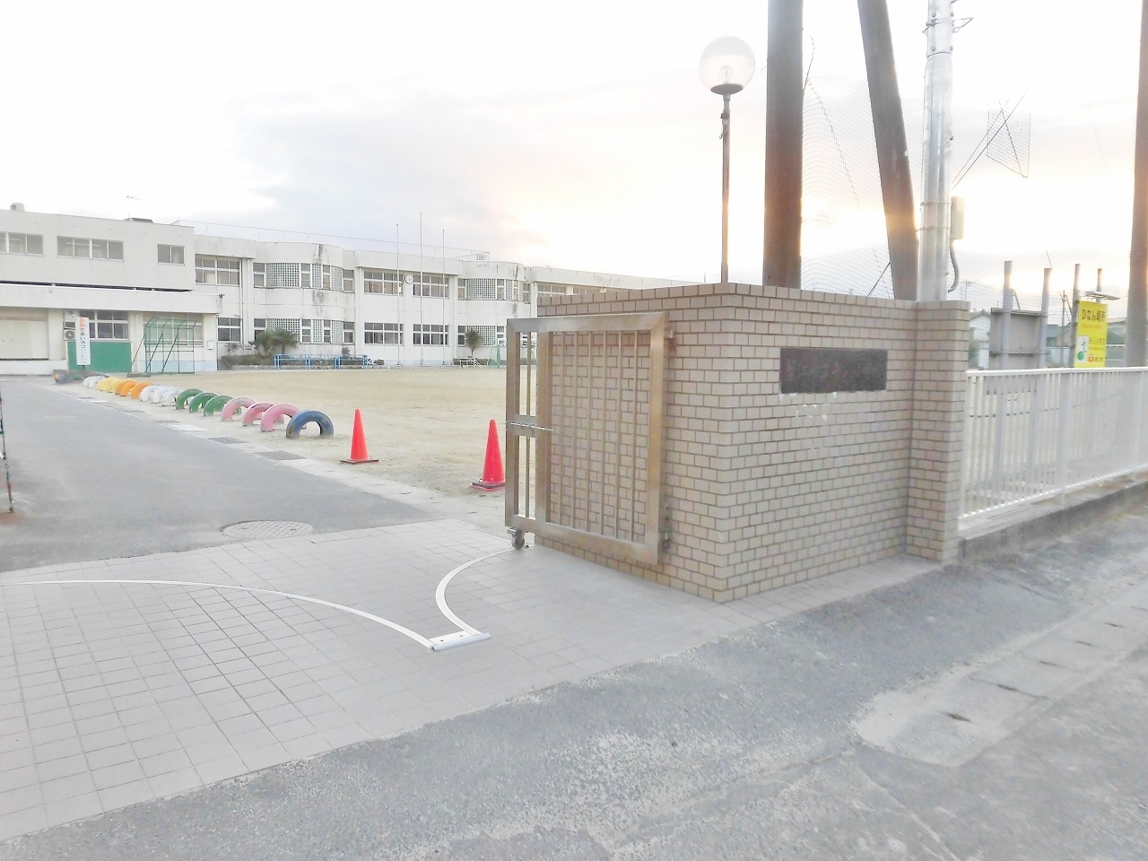 蟹江町立舟入小学校