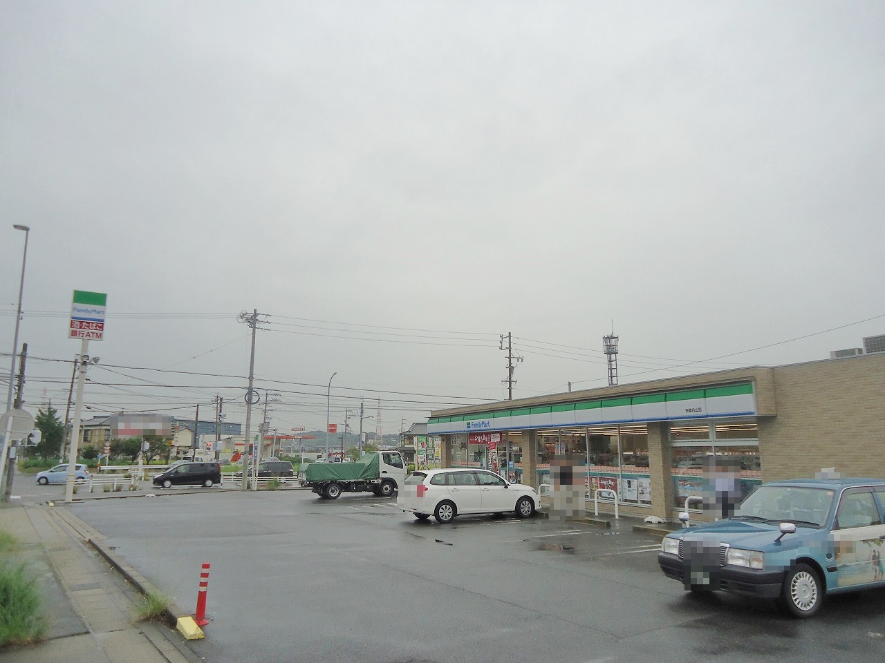 ファミリーマート日進白山店