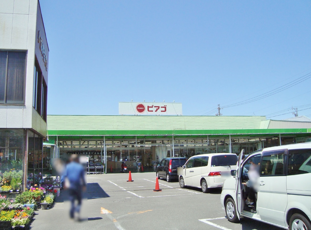 ピアゴ蟹江店