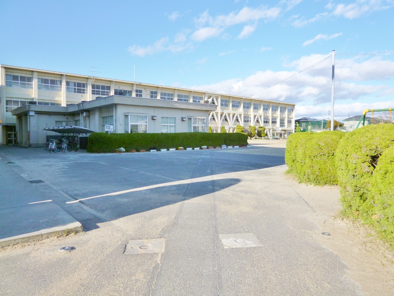 愛西市立佐屋小学校