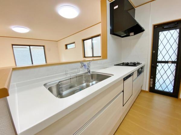 新築一戸建て 名古屋市港区秋葉2丁目1番 名古屋臨海高速鉄道名古屋競馬場前駅 3290万円