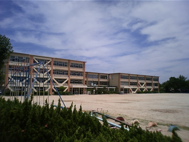 知立市立知立東小学校