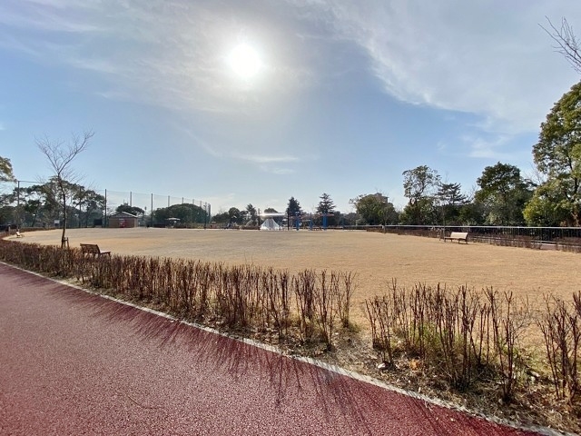 雁宿公園こども広場