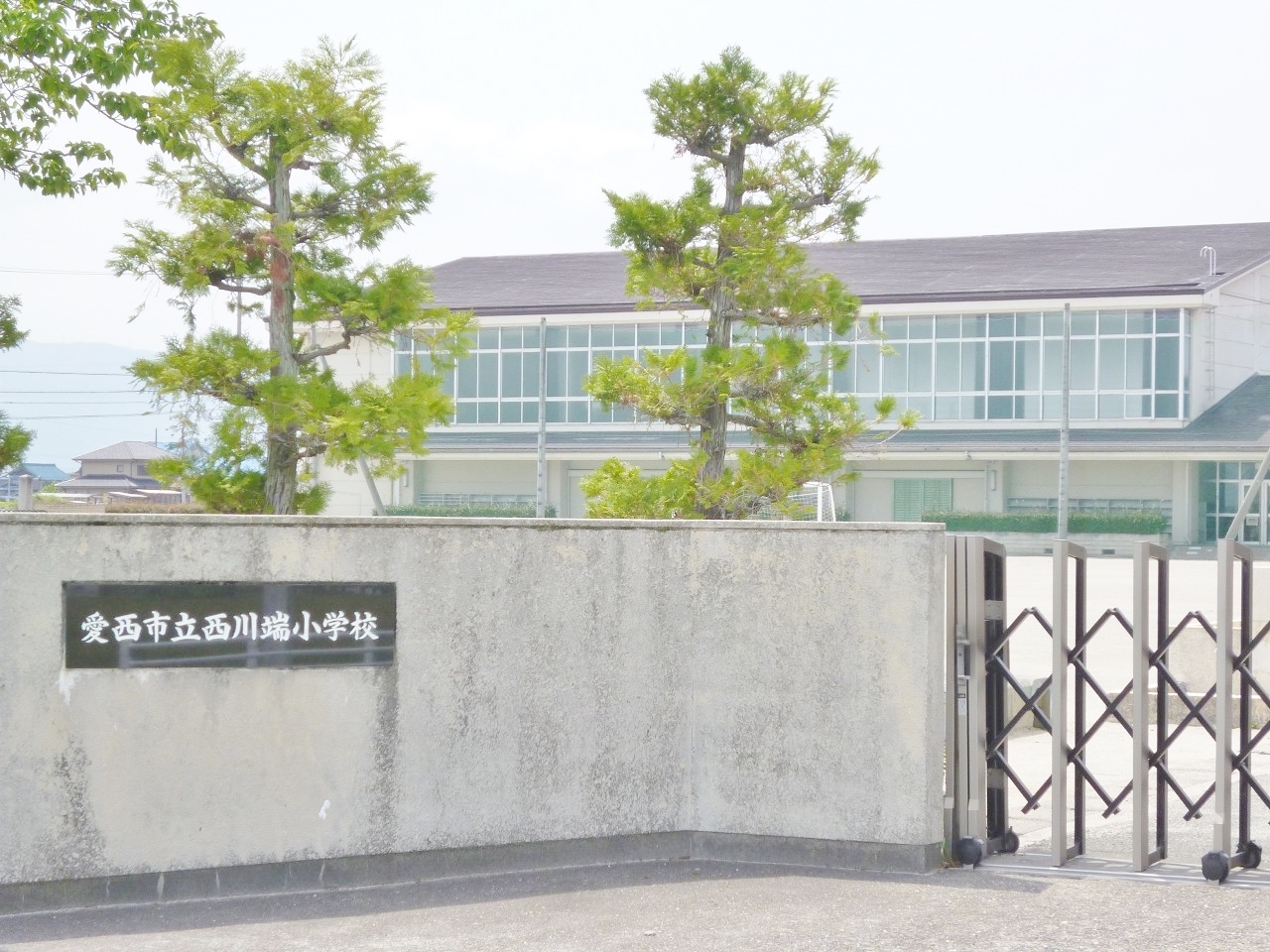 西川端小学校
