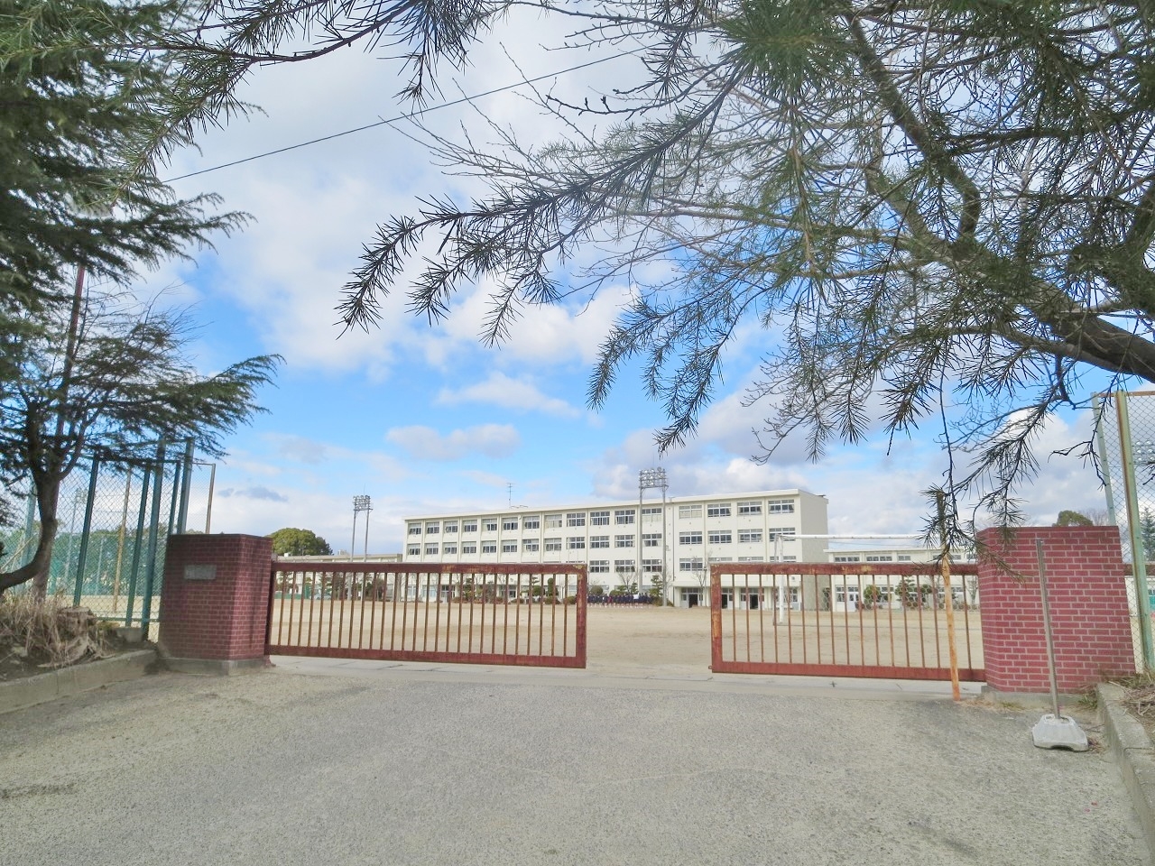 豊田市立豊南中学校