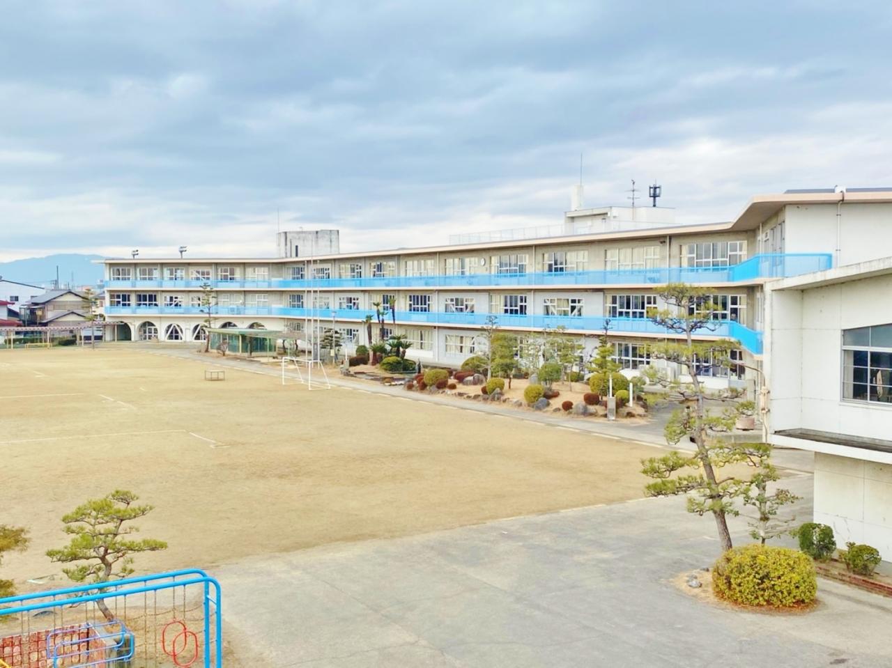 笠松町立松枝小学校
