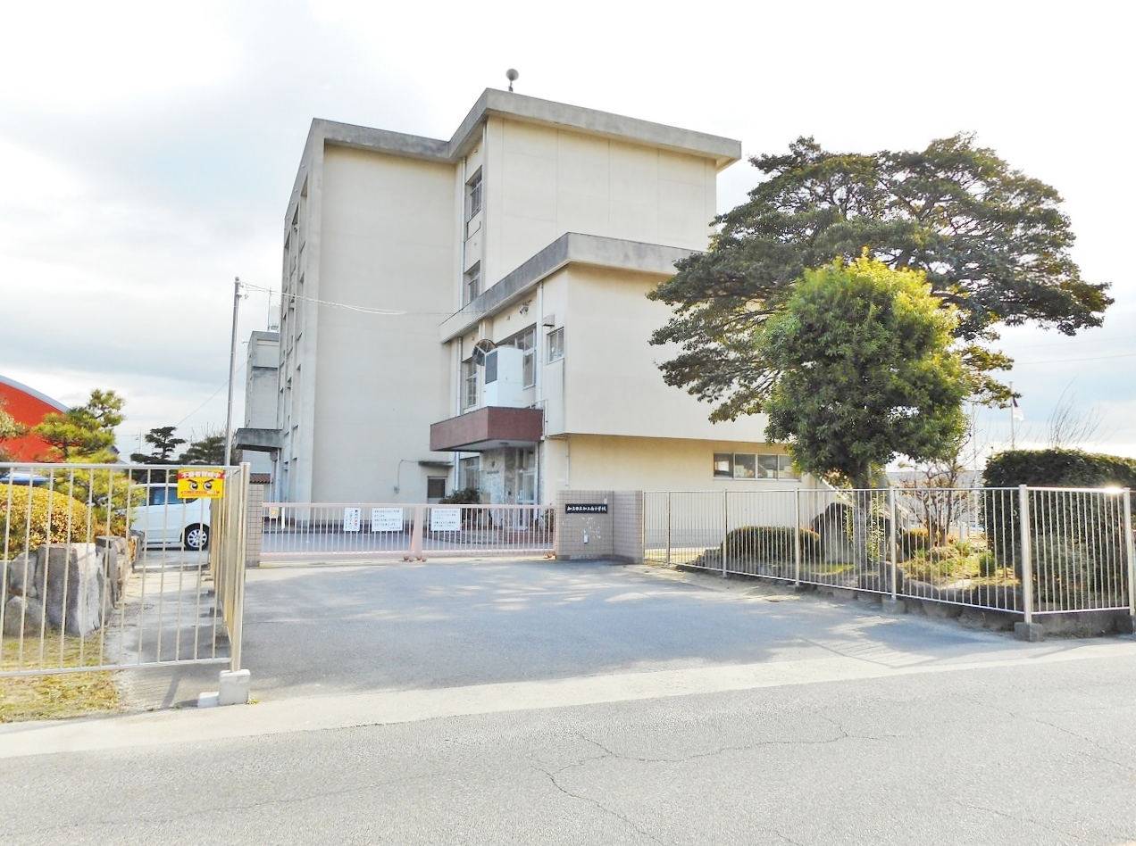 知立市立知立南小学校