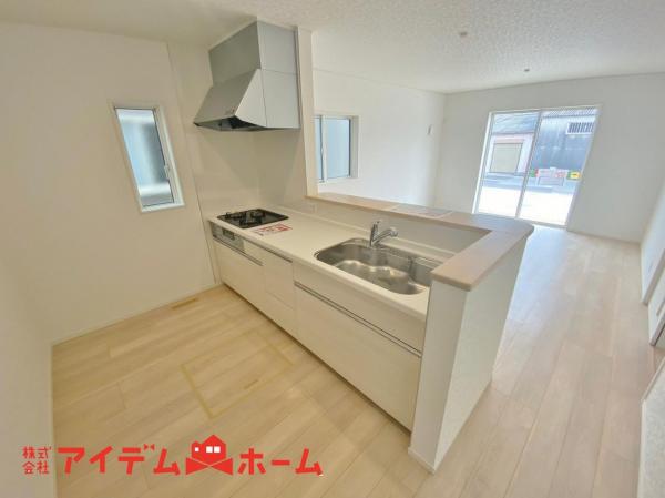 新築一戸建て 常滑市塩田町5丁目144番 名鉄常滑線常滑駅 2390万円