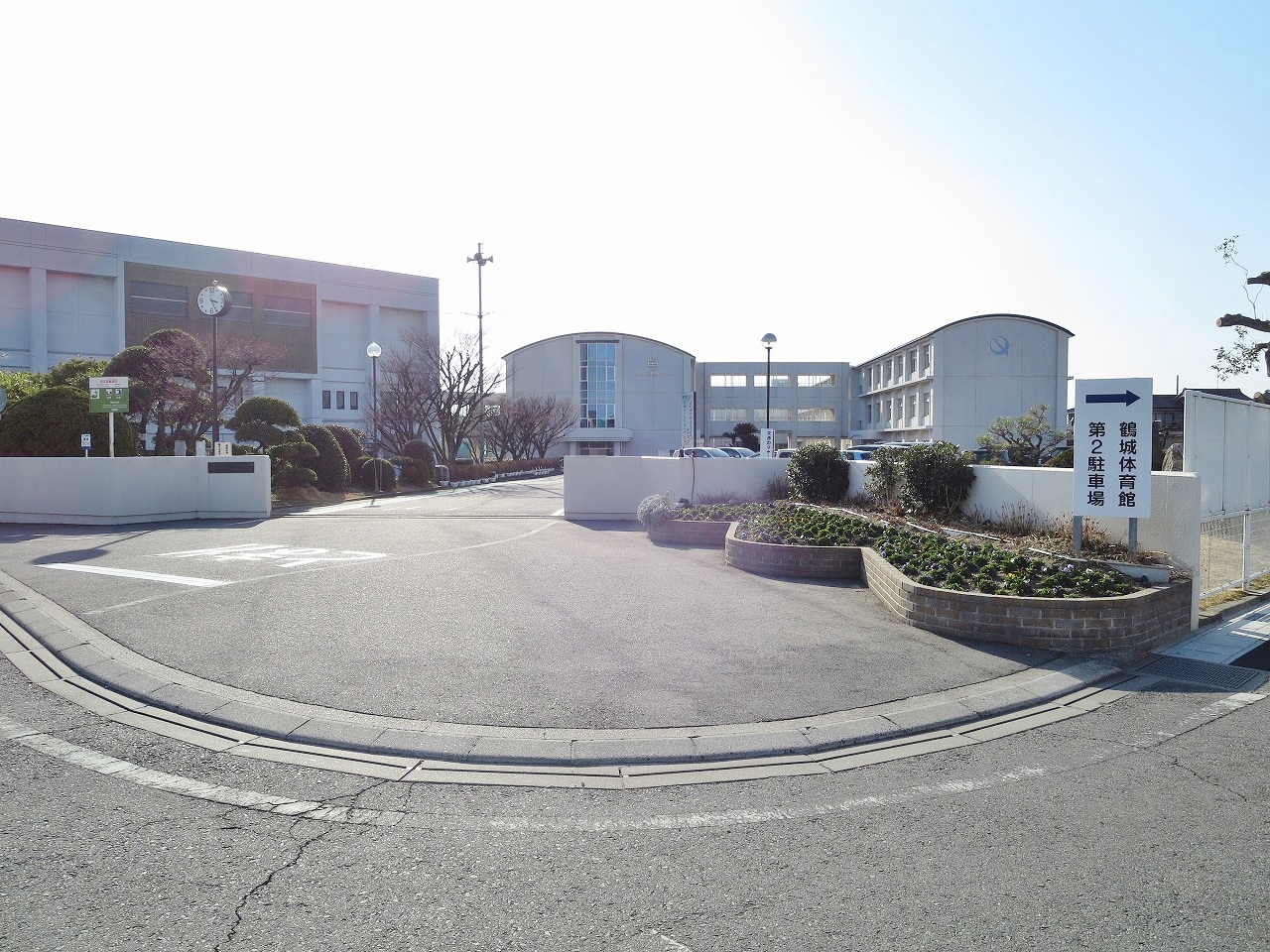 西尾市立鶴城中学校