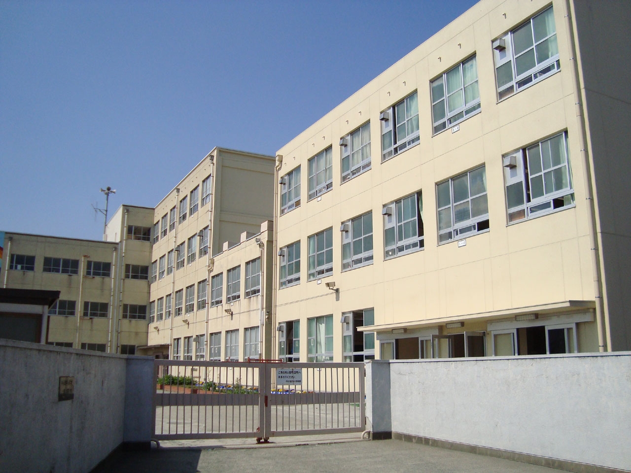 名古屋市立中小田井小学校
